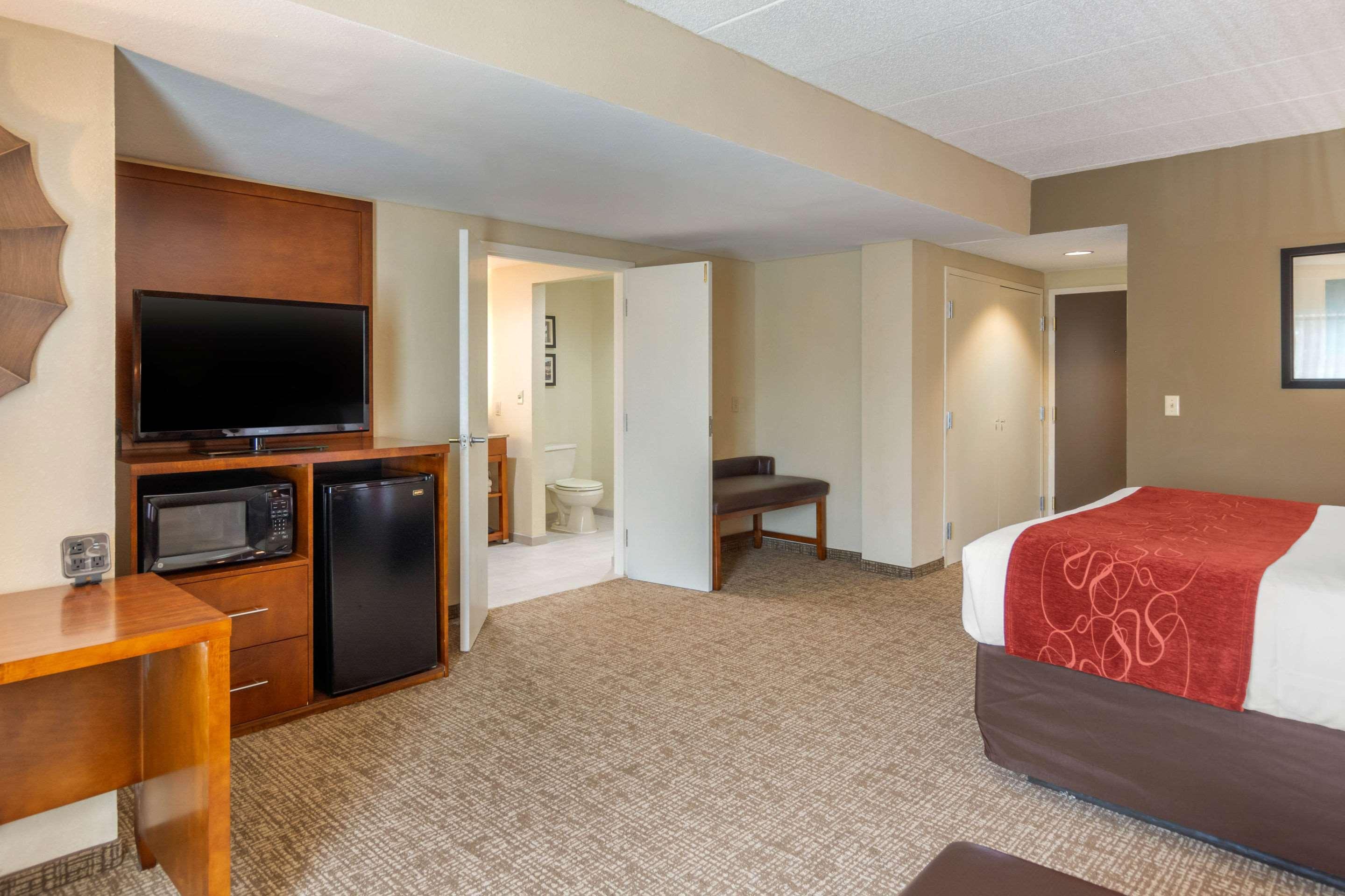 Comfort Suites Southpark Colonial Heights Εξωτερικό φωτογραφία