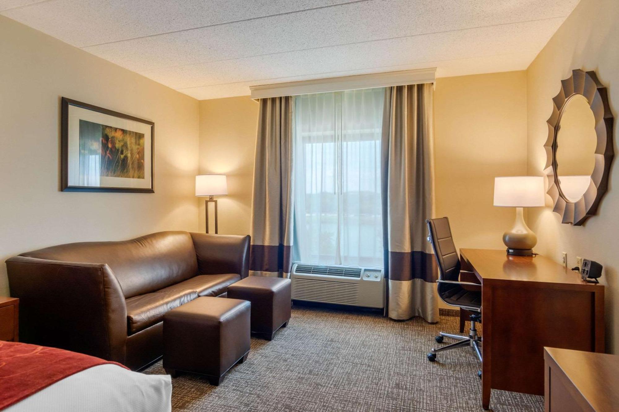 Comfort Suites Southpark Colonial Heights Εξωτερικό φωτογραφία