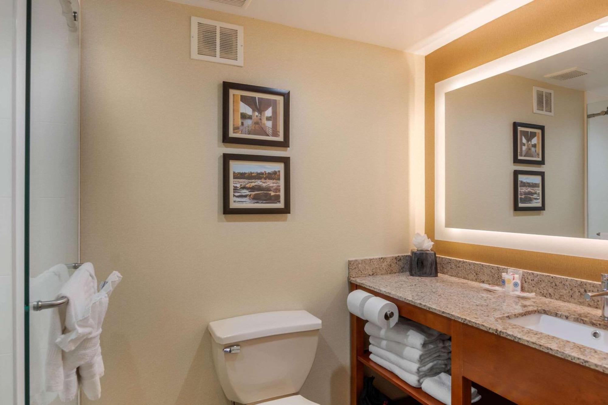 Comfort Suites Southpark Colonial Heights Εξωτερικό φωτογραφία